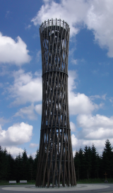 Der Lörmecke-Turm im Arnsberger Wald. (foto: zoom)