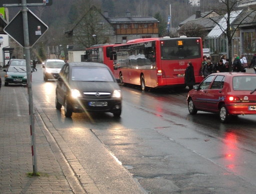 Bushaltestelle in Siedlinghausen (2012)(archivfoto: zoom)