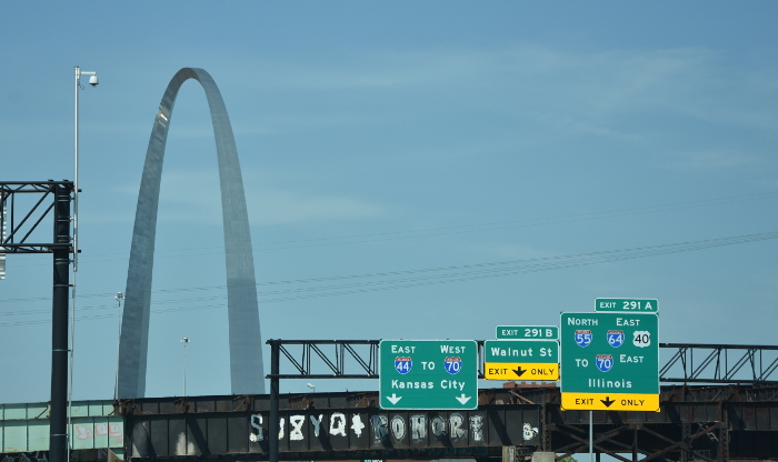 En passant - der Gateway Arch in St. Louis.