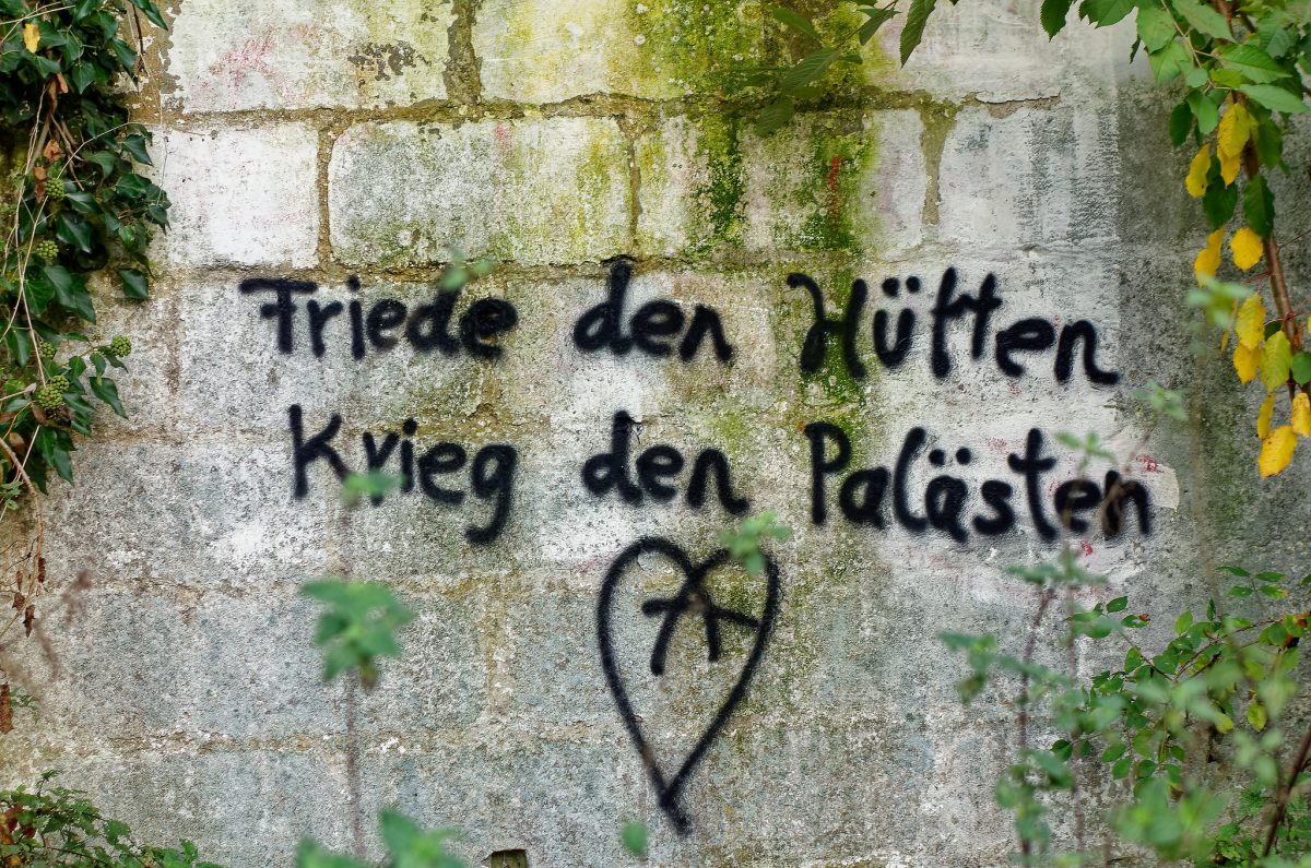 Normahl Friede Den Hütten Krieg Den Palästen www.schiebener.net